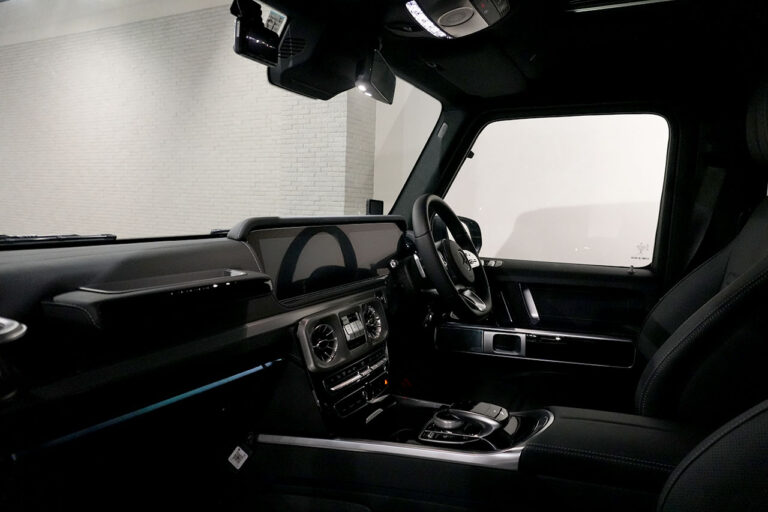 2022年式 メルセデスベンツ G400d ダークステルス AMGライン Newインテリアモデル セレナイトグレー