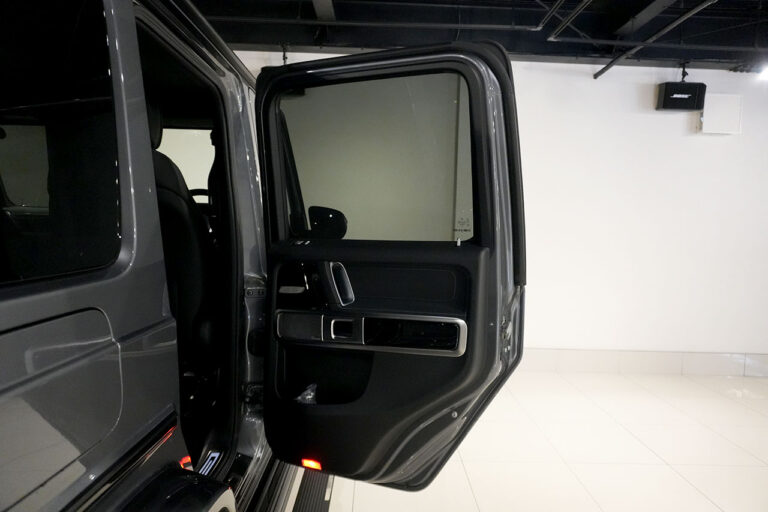 2022年式 メルセデスベンツ G400d ダークステルス AMGライン Newインテリアモデル セレナイトグレー