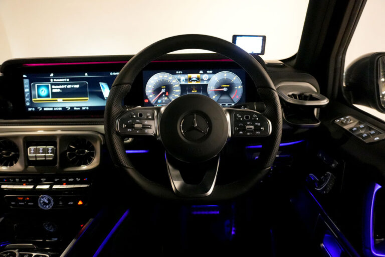 2022年式 メルセデスベンツ G400d ダークステルス AMGライン Newインテリアモデル セレナイトグレー