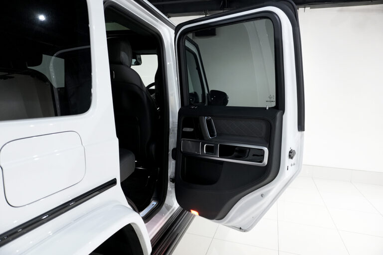 2023年式 メルセデスベンツ G400d Gmanufakturプログラムプラス AMGライン ダークプラチナ MQ4166