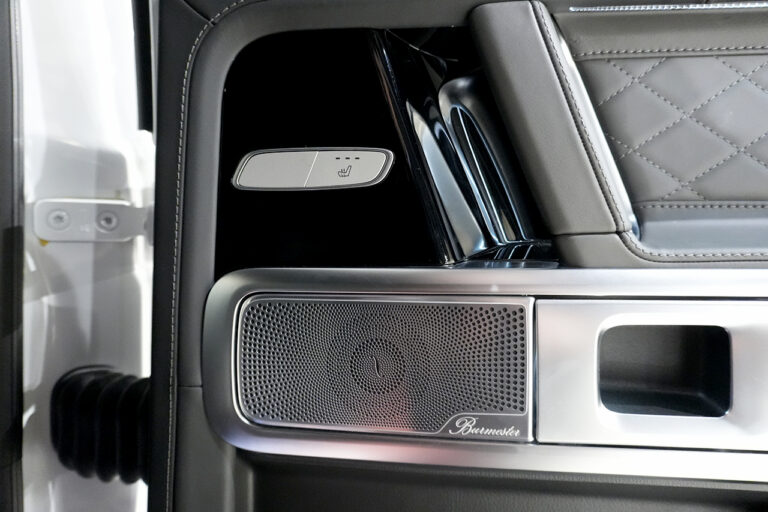 2023年式 メルセデスベンツ G400d Gmanufakturプログラムプラス AMGライン ダークプラチナ MQ4166