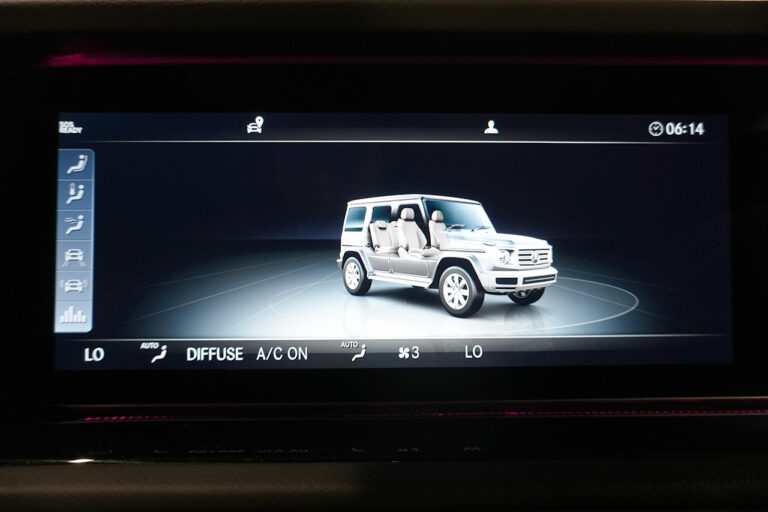 2023年式 メルセデスベンツ G400d Gmanufakturプログラムプラス AMGライン ダークプラチナ MQ4166