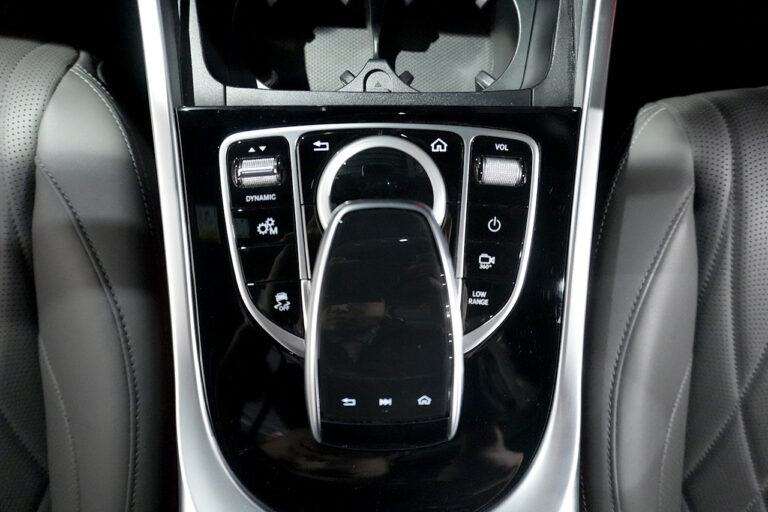 2023年式 メルセデスベンツ G400d Gmanufakturプログラムプラス AMGライン ダークプラチナ MQ4166