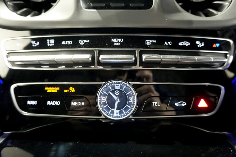 2023年式 メルセデスベンツ G400d Gmanufakturプログラムプラス AMGライン ダークプラチナ MQ4166