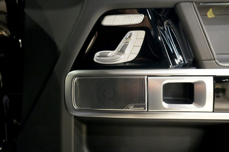 2023年式 メルセデスベンツ G400d maqspeed 9 ダークブラック Gmanufakturプログラム オブシディアンブラック MQ4168