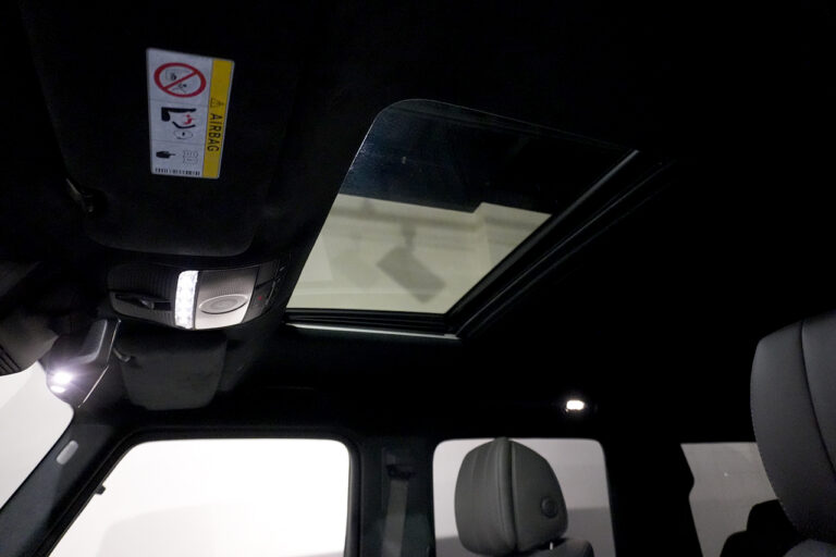 2023年式 メルセデスベンツ G400d maqspeed 9 ダークブラック Gmanufakturプログラム オブシディアンブラック MQ4168