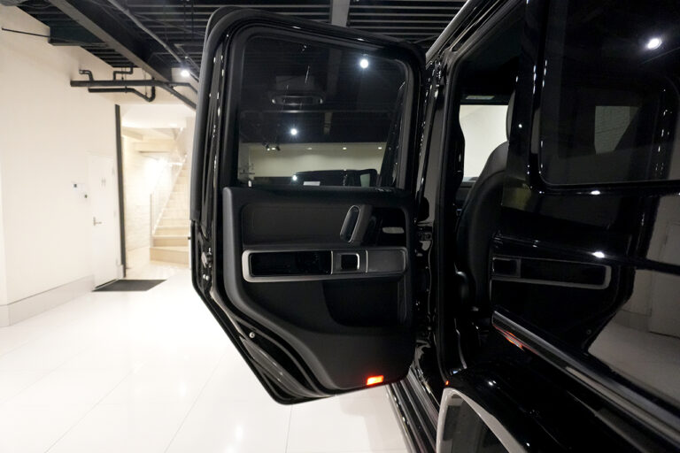 2023年式 メルセデスベンツ G400d maqspeed 9 ダークブラック Gmanufakturプログラム オブシディアンブラック MQ4168