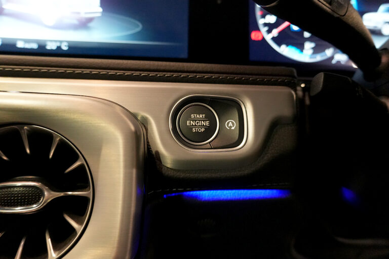 2023年式 メルセデスベンツ G400d maqspeed 9 ダークブラック Gmanufakturプログラム オブシディアンブラック MQ4168