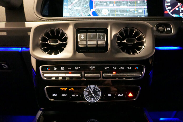 2023年式 メルセデスベンツ G400d maqspeed 9 ダークブラック Gmanufakturプログラム オブシディアンブラック MQ4168