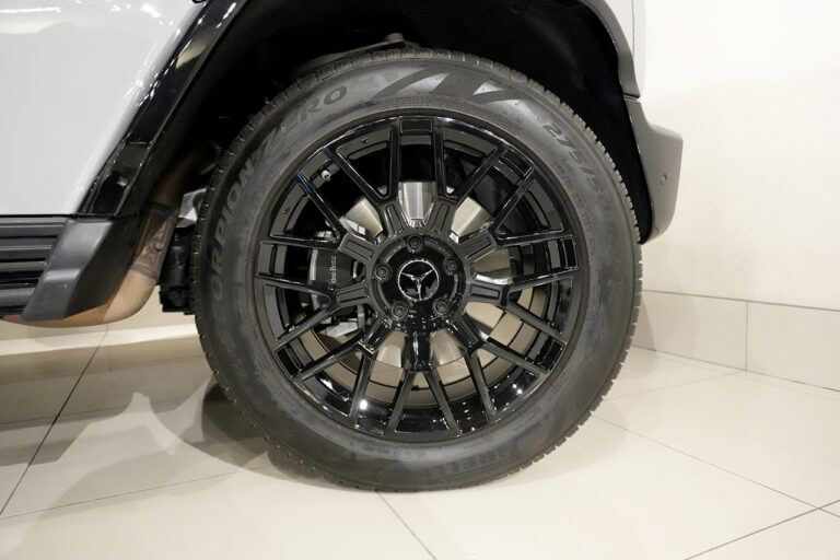 2023年式 メルセデスベンツ G400d ステルスグレー Gmanufakturプログラム AMGライン MQ4169