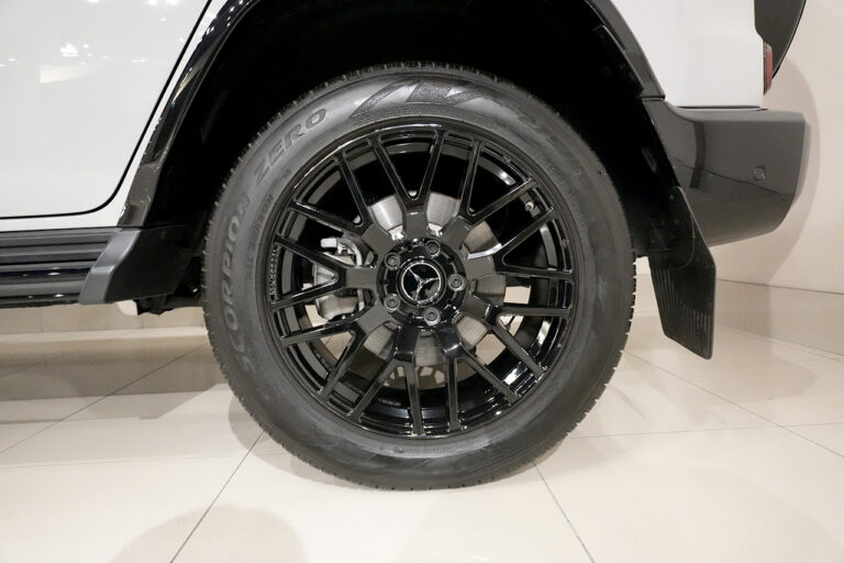 2023年式 メルセデスベンツ G400d Gmanufaktur AMGライン ステルスグレー MQ4171