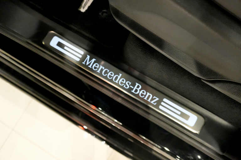 2023年式 メルセデスベンツ G400d Gmanufaktur AMGライン ステルスグレー MQ4171