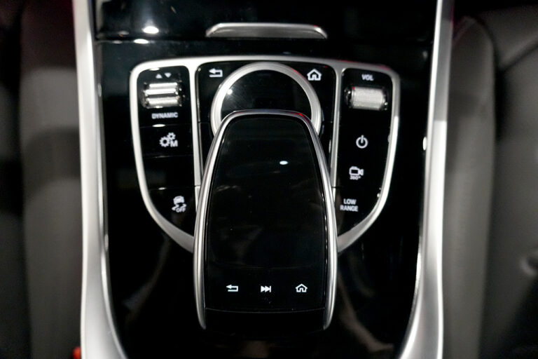 2023年式 メルセデスベンツ G400d Gmanufaktur AMGライン ステルスグレー MQ4171