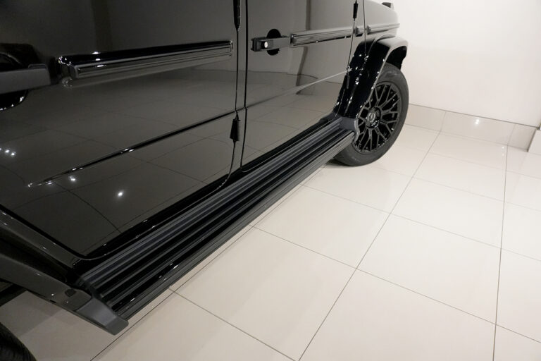 2023年式 メルセデスベンツ G400d ダークブラック Gmanufaktur AMGライン オブシディアンブラック MQ4192