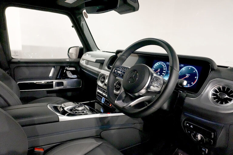 2023年式 メルセデスベンツ G400d ダークブラック Gmanufaktur AMGライン オブシディアンブラック MQ4192