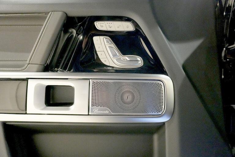 2023年式 メルセデスベンツ G400d ダークブラック Gmanufaktur AMGライン オブシディアンブラック MQ4192