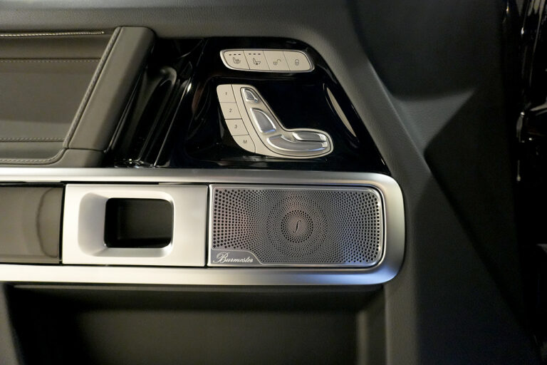 2023年式 メルセデスベンツ G400d ダークブラック Gmanufaktur AMGライン オブシディアンブラック MQ4192