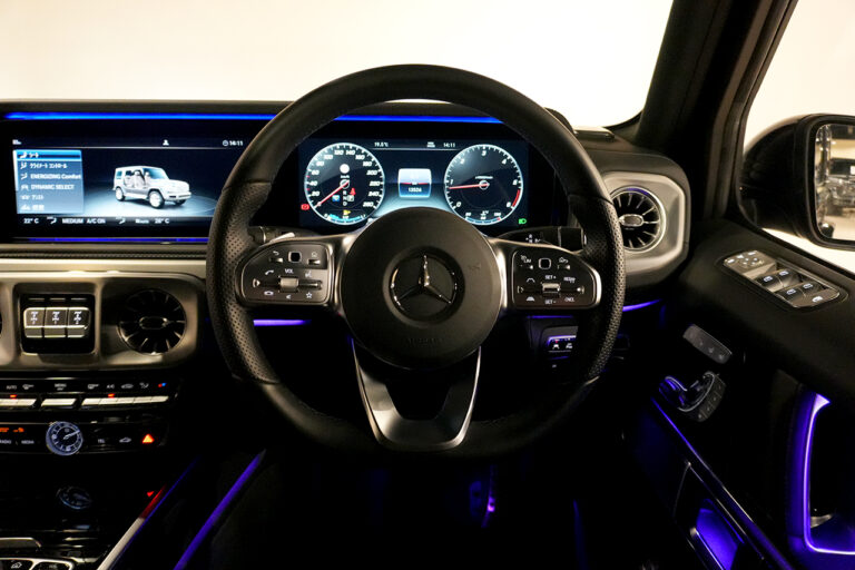 2023年式 メルセデスベンツ G400d ダークブラック Gmanufaktur AMGライン オブシディアンブラック MQ4192