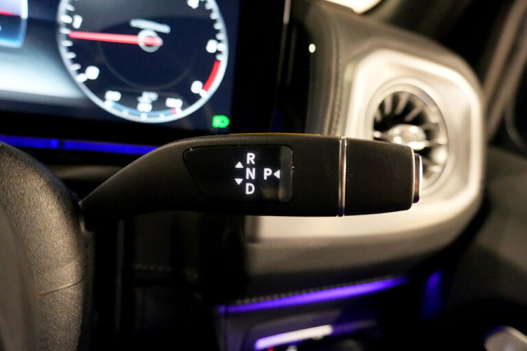 2023年式 メルセデスベンツ G400d ダークブラック Gmanufaktur AMGライン オブシディアンブラック MQ4192