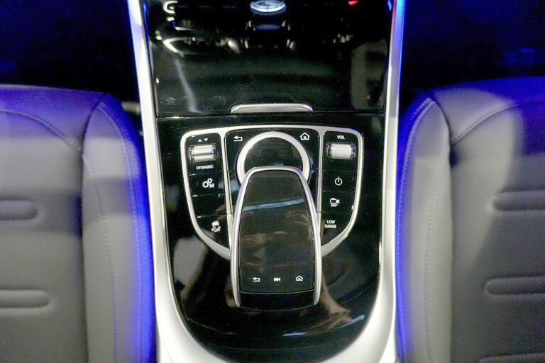 2023年式 メルセデスベンツ G400d ダークブラック Gmanufaktur AMGライン オブシディアンブラック MQ4192