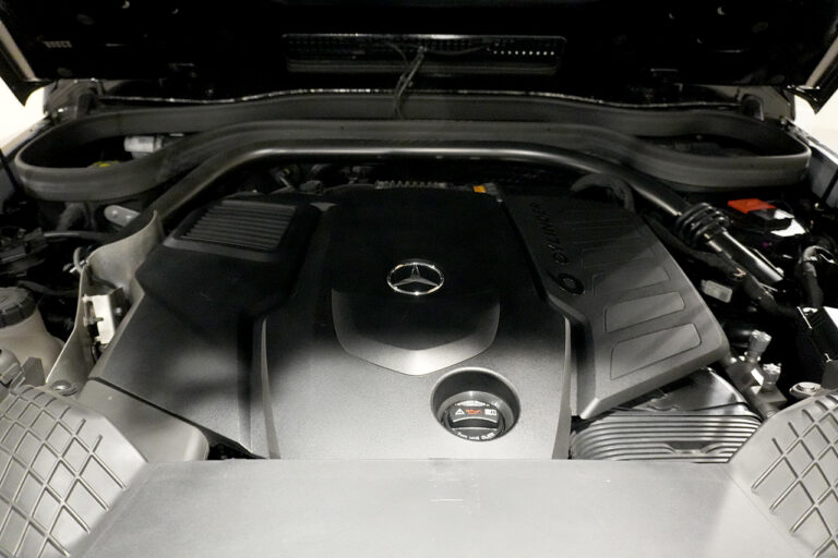 2023年式 メルセデスベンツ G400d ダークブラック Gmanufaktur AMGライン オブシディアンブラック MQ4192