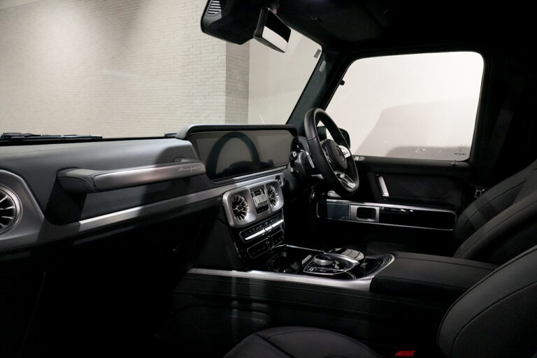 2024年式 メルセデスベンツ G400d ダークブラック Gmanufakturプログラム+ AMGライン オブシディアンブラック MQ4193