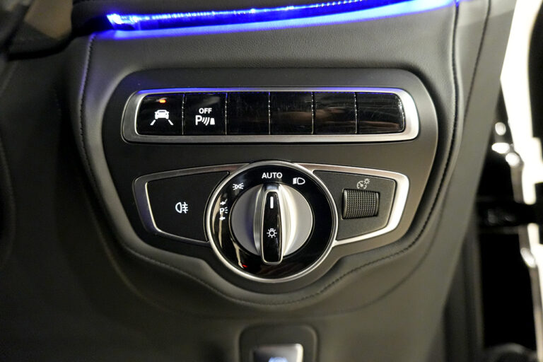 2024年式 メルセデスベンツ G400d ダークブラック Gmanufakturプログラム+ AMGライン オブシディアンブラック MQ4193