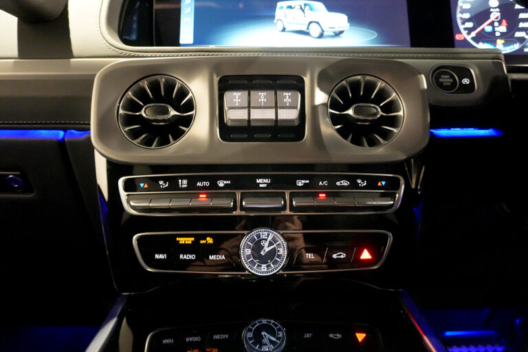 2024年式 メルセデスベンツ G400d ダークブラック Gmanufakturプログラム+ AMGライン オブシディアンブラック MQ4193