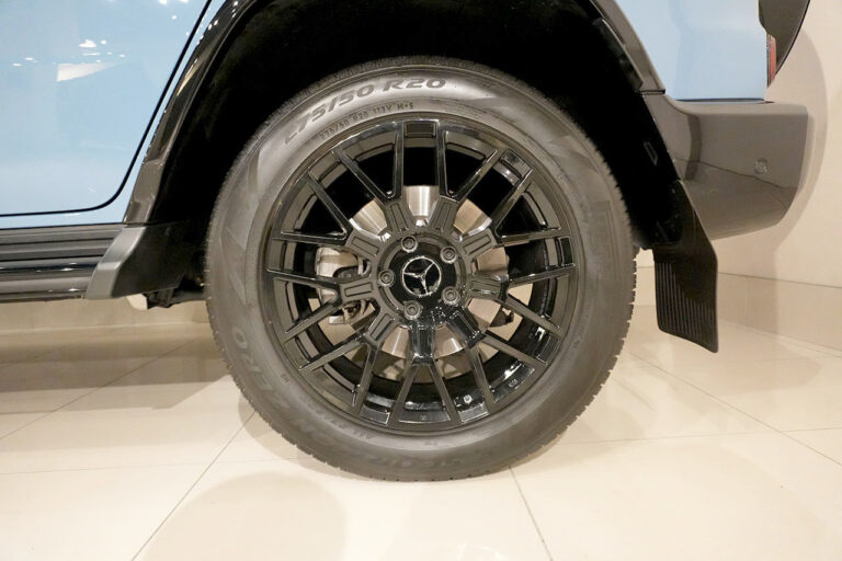 2023年式 メルセデスベンツ G400d Gmanufaktur AMGライン グランブルー MQ4194