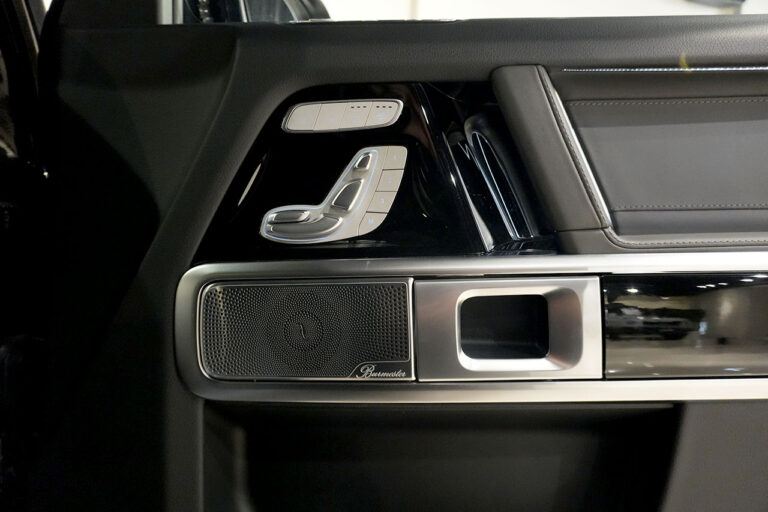 2023年式 メルセデスベンツ G400d ミッドナイト Gmanufakturプログラム AMGライン MQ4196