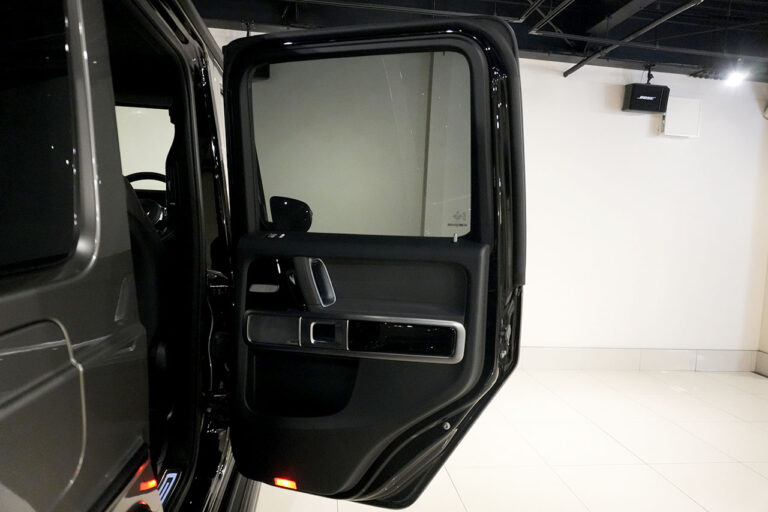 2023年式 メルセデスベンツ G400d ミッドナイト Gmanufakturプログラム AMGライン MQ4196