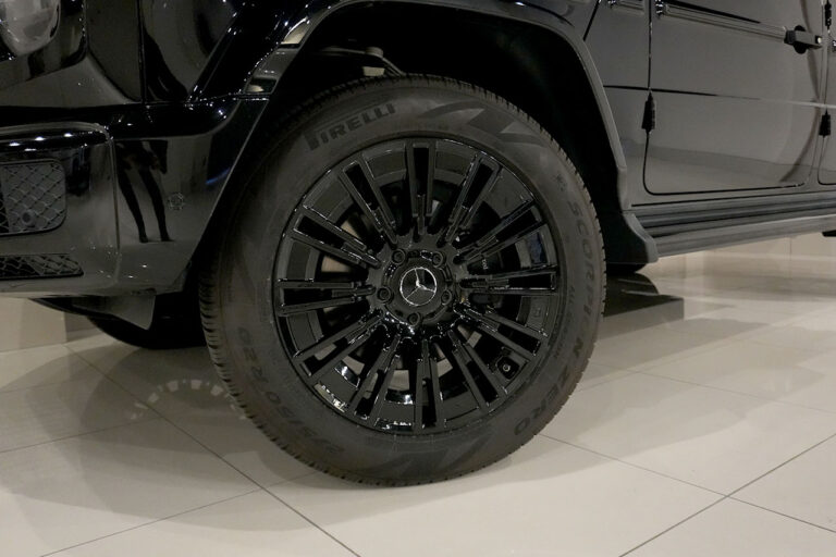 2024年式 メルセデスベンツ G400d maqspeed 12 ダークブラック AMGライン Gmanufakturプログラム オブシディアンブラック MQ4199