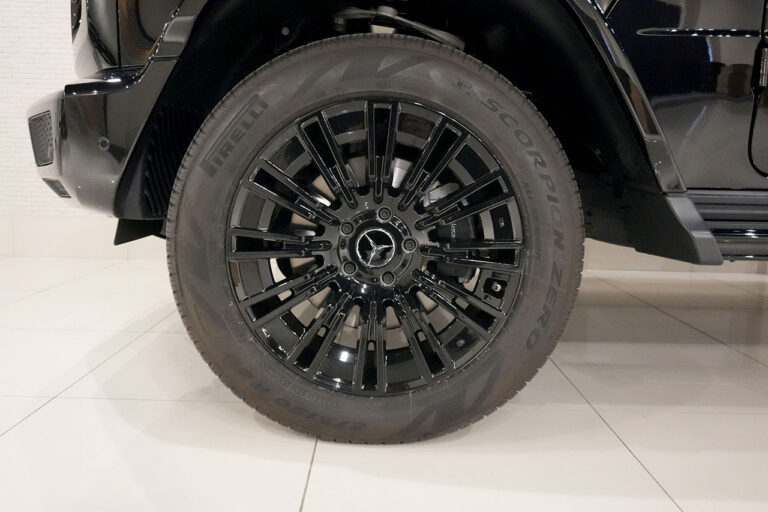 2024年式 メルセデスベンツ G400d maqspeed 12 ダークブラック AMGライン Gmanufakturプログラム オブシディアンブラック MQ4199