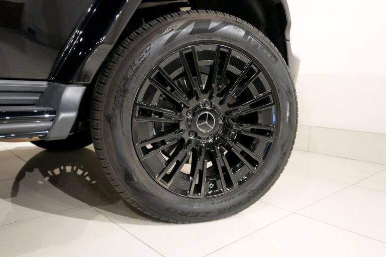 2024年式 メルセデスベンツ G400d maqspeed 12 ダークブラック AMGライン Gmanufakturプログラム オブシディアンブラック MQ4199