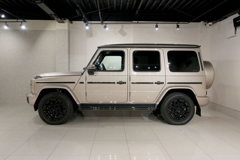 2025年式 メルセデスベンツ G450d(ISG搭載) ダークゴールド AMGラインPKG MANUFAKTURプログラム トラバーチンベージュ