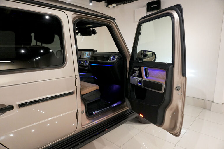 2025年式 メルセデスベンツ G450d(ISG搭載) ダークゴールド AMGラインPKG MANUFAKTURプログラム トラバーチンベージュ