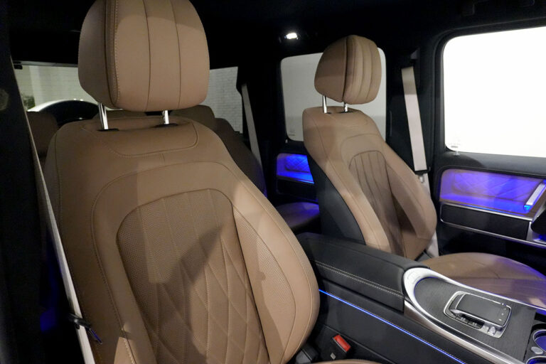 2025年式 メルセデスベンツ G450d(ISG搭載) ダークゴールド AMGラインPKG MANUFAKTURプログラム トラバーチンベージュ