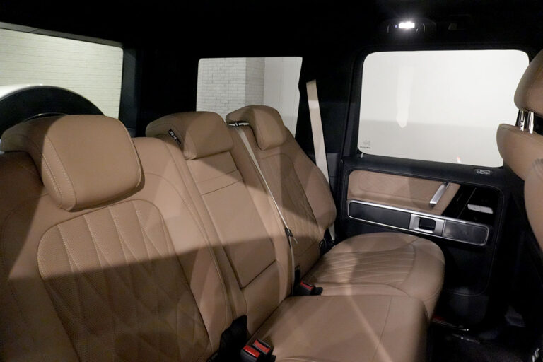 2025年式 メルセデスベンツ G450d(ISG搭載) ダークゴールド AMGラインPKG MANUFAKTURプログラム トラバーチンベージュ