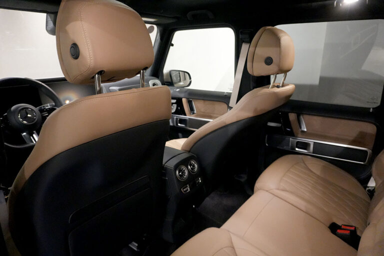 2025年式 メルセデスベンツ G450d(ISG搭載) ダークゴールド AMGラインPKG MANUFAKTURプログラム トラバーチンベージュ