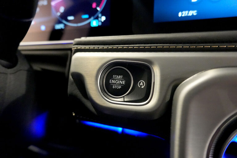 2025年式 メルセデスベンツ G450d(ISG搭載) ダークゴールド AMGラインPKG MANUFAKTURプログラム トラバーチンベージュ