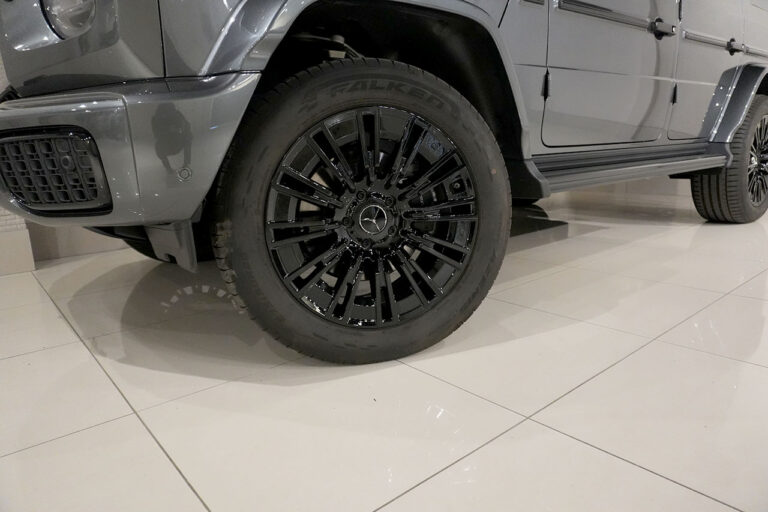 2025年式 メルセデスベンツ G450d ダークステルス MANUFAKTURプログラムプラス AMGライン グラファイト MQ4202