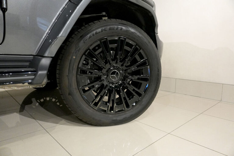 2025年式 メルセデスベンツ G450d ダークステルス MANUFAKTURプログラムプラス AMGライン グラファイト MQ4202