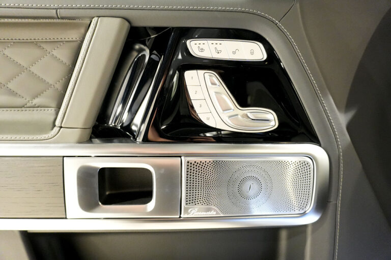 2025年式 メルセデスベンツ G450d ダークステルス MANUFAKTURプログラムプラス AMGライン グラファイト MQ4202