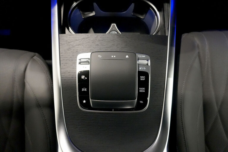 2025年式 メルセデスベンツ G450d ダークステルス MANUFAKTURプログラムプラス AMGライン グラファイト MQ4202