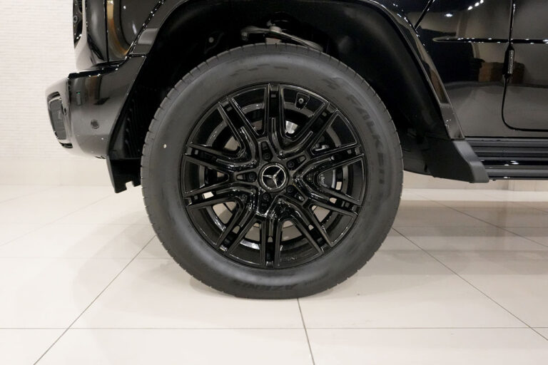 2026年式 メルセデスベンツ G450d MANUFAKTURプログラムプラス AMGライン ナイトパッケージ オブシディアンブラック MQ4203