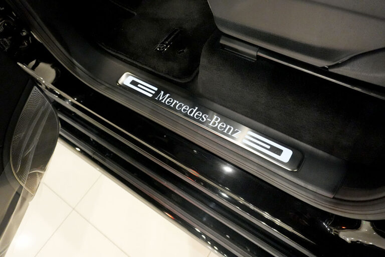 2026年式 メルセデスベンツ G450d MANUFAKTURプログラムプラス AMGライン ナイトパッケージ オブシディアンブラック MQ4203