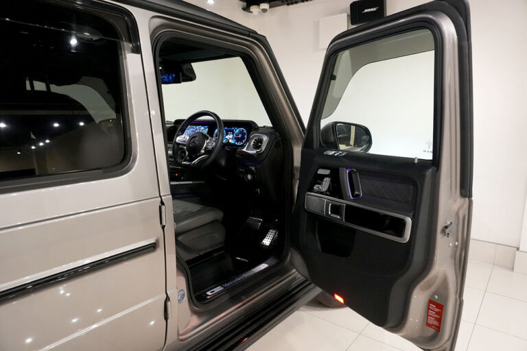 2024年式 メルセデスベンツ G400d Gmanufakturプログラムプラス AMGライン モハーベシルバー　MQ4206