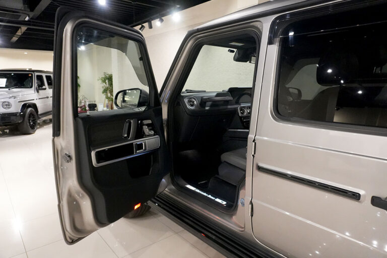 2024年式 メルセデスベンツ G400d Gmanufakturプログラムプラス AMGライン モハーベシルバー　MQ4206