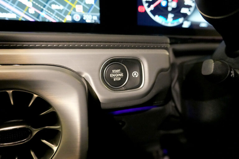 2024年式 メルセデスベンツ G400d Gmanufakturプログラムプラス AMGライン モハーベシルバー　MQ4206