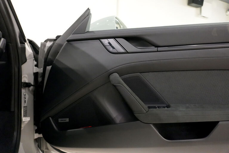 2026年式 ポルシェ 911カレラ 4 GTS PDK (992.2) クレヨン MQ4213